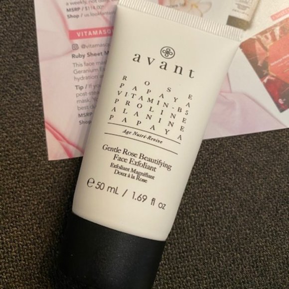 NEW AVANT GENTLE ROSE BEAUTIFYING FACE EXFOLIANT - Picture 2 of 5